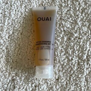 ouai detox shampoo / new